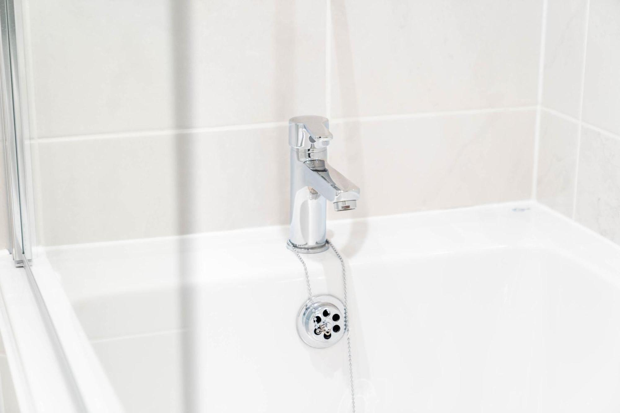 Luxury - Twin Beds - Selly Oak - Off-street Parking - Free Netflix & Wifi - Rated 9cc Appartement *