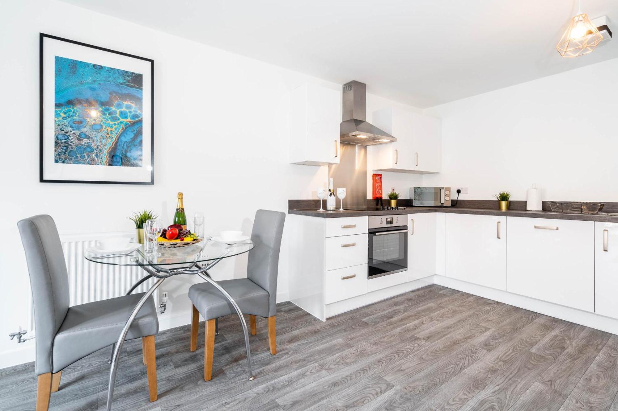 Luxury - Twin Beds - Selly Oak - Off-street Parking - Free Netflix & Wifi - Rated 9cc Appartement *